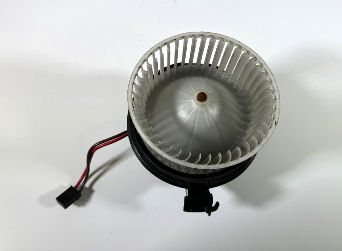 MERCEDES-BENZ A2128200708 Heater Fan MERCEDES-BENZ E-CLASS (W212) (2009-2016)