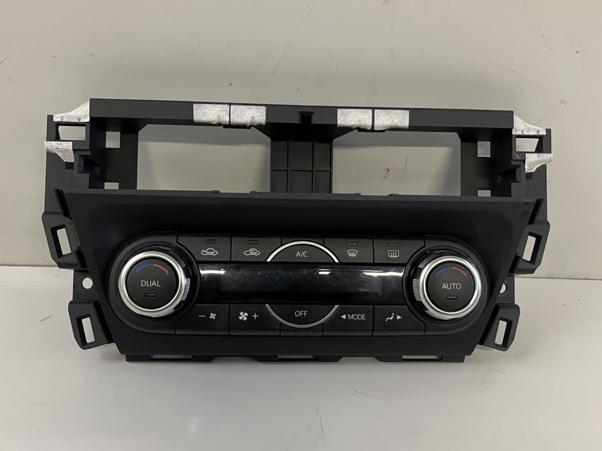 MAZDA B45D61190B Heater control panel MAZDA 3 III (BM) (2013-2018)