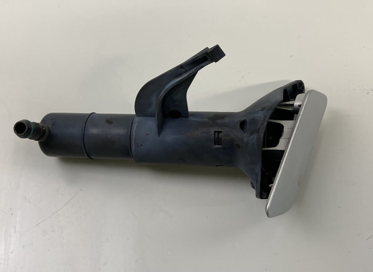 VW 7P6955978 Headlight Washer Nozzle Right VW TOUAREG II (7P) (2010-2018)