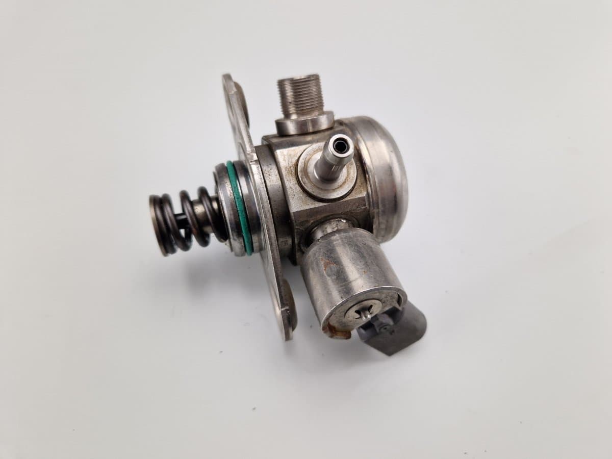 MERCEDES-BENZ 0261520212 High pressure pump, petrol MERCEDES-BENZ B-CLASS (W246, W242) (2011-2018)