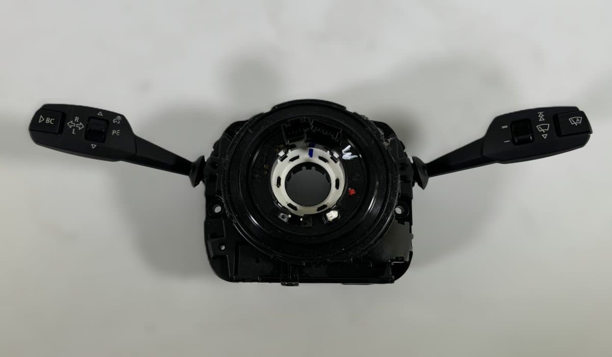 BMW 698955702 9123033-03 912303303 39200208231-03 3920020823103 Indicator/wiper/slip ring switch (stalk) BMW 3 (E90, E91, E92, E93) (2005-2011)