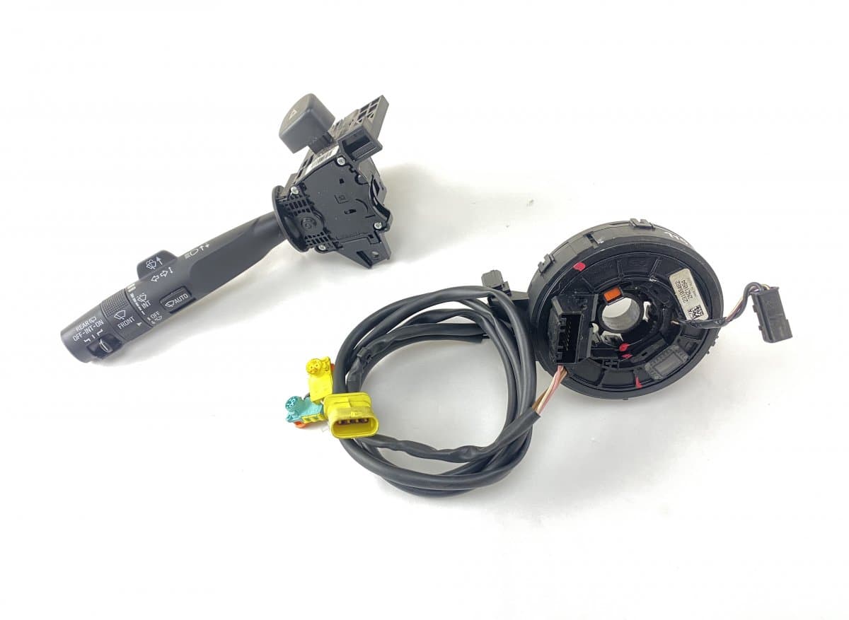 CADILLAC 84441461 Indicator/wiper/slip ring switch (stalk) CADILLAC ESCALADE (2014-)