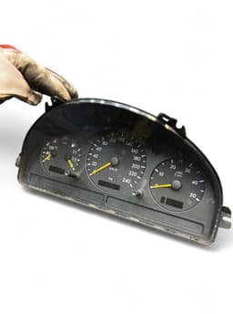 MERCEDES-BENZ A1635403011 A1635404011 A1635405811 A1635407611 A1635409511 Instrument Cluster MERCEDES-BENZ ML-CLASS (W163) (1998-2005) — thumbnail 1