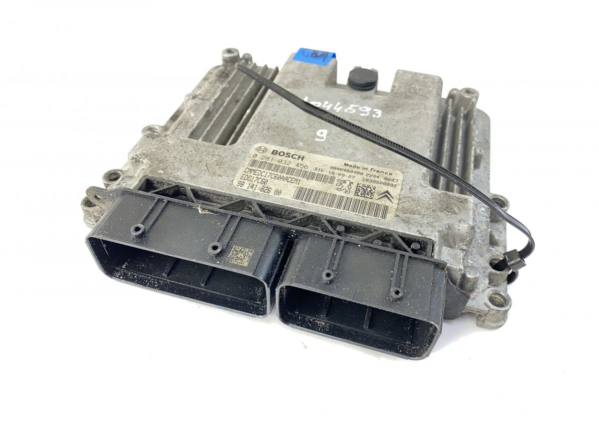 0281032456 1039S88092 22352627 0281033290 0281034189 Engine Control Unit / module (ECU) PEUGEOT EXPERT / TRAVELLER (2016-)