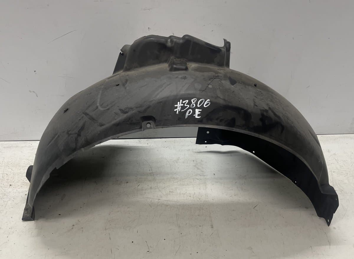 AUDI 8W0821172A Fender inner liner Front Right AUDI A4 (8W, B9) (2015-)