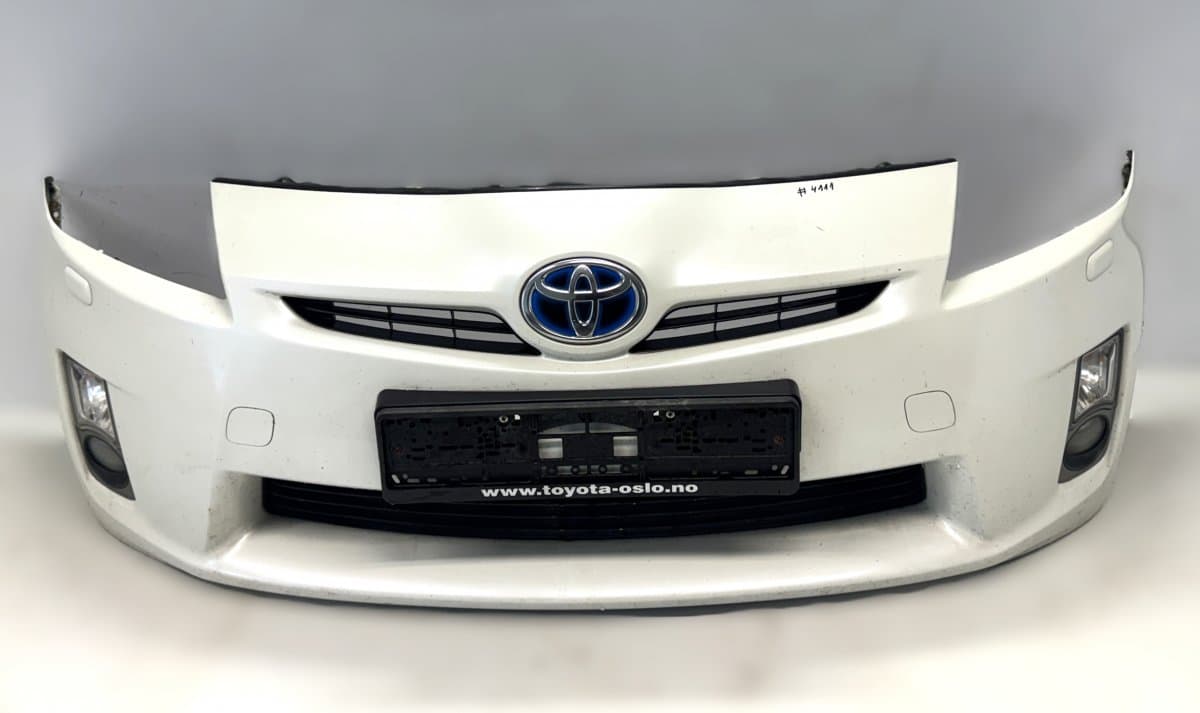 TOYOTA 5211947916 Front Bumper TOYOTA PRIUS III (XW30) (2009-2015)