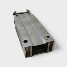 MERCEDES-BENZ A2076200095 Front Bumper beam holder right MERCEDES-BENZ E-CLASS Coupe (C207) (2009-2016) — thumbnail 3