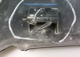 TOYOTA 52410-YP020 52410YP020 52411-YP060 52411YP060 Front bumper Registration plate holder TOYOTA HILUX VIII (AN110, AN120, AN130) (2015-) — thumbnail 9