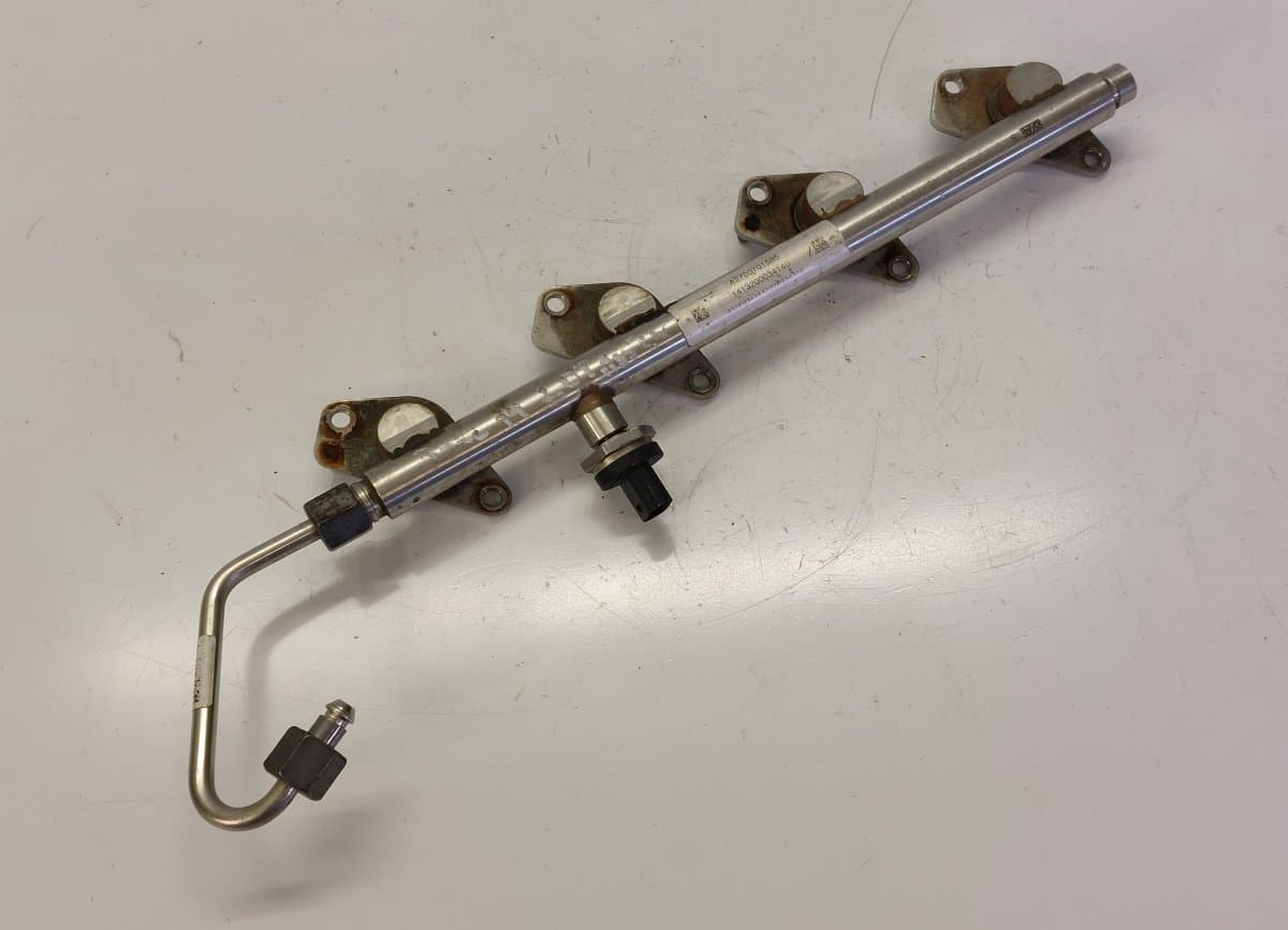 MERCEDES-BENZ A2700701595 1413200034140 Fuel Distributor / fuel rail MERCEDES-BENZ B-CLASS (W246, W242) (2011-2018)