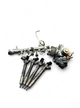 AUDI 0526023416H 04L130277AN 28506046 0358KK17R55 04L130089F 28477820 0496169KKR 04B130755H 04L130277BD Fuel injection pump, diesel AUDI Q2 (GA) (2016-) — thumbnail 1