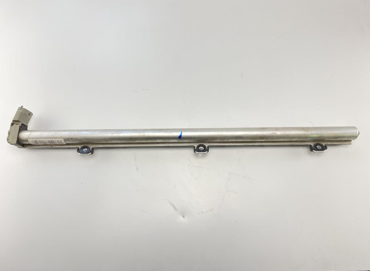 VOLVO Fuel Distributor / fuel rail VOLVO XC60 I (2008-2017)