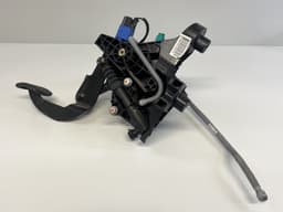 OPEL 465033911R 93459472 81007095 81007095C Clutch Pedal OPEL VIVARO B (2014-2018) — thumbnail 3