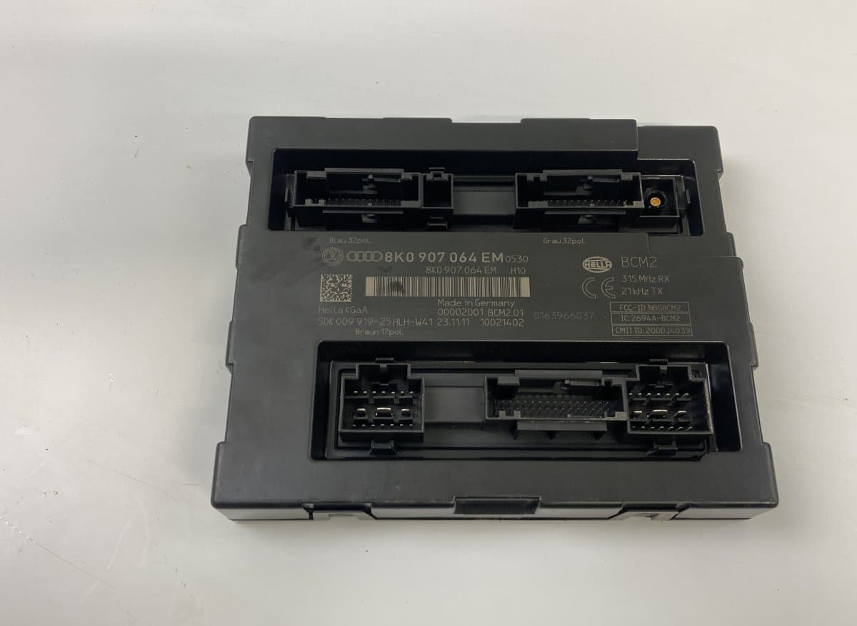 AUDI 8K0907064EM 8K0907064 Comfort Module (CCM) AUDI A5 (B8) (2007-2016)