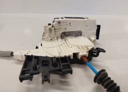 MERCEDES-BENZ A1667200435 Door Lock Front Right MERCEDES-BENZ GLA I (X156) (2013-2020) — thumbnail 3