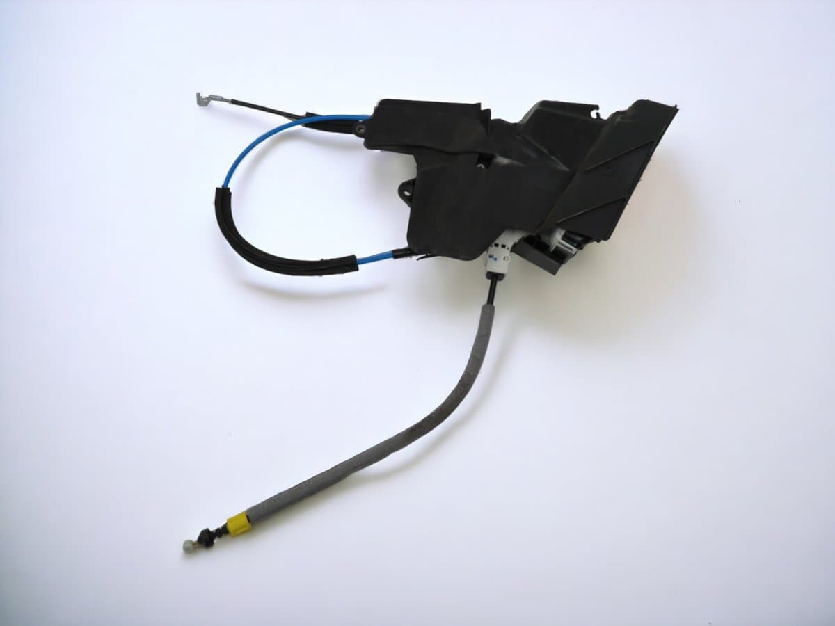 MERCEDES-BENZ A2047303535 A0997300535 Door Lock Rear Left MERCEDES-BENZ C-CLASS (W204) (2007-2013)