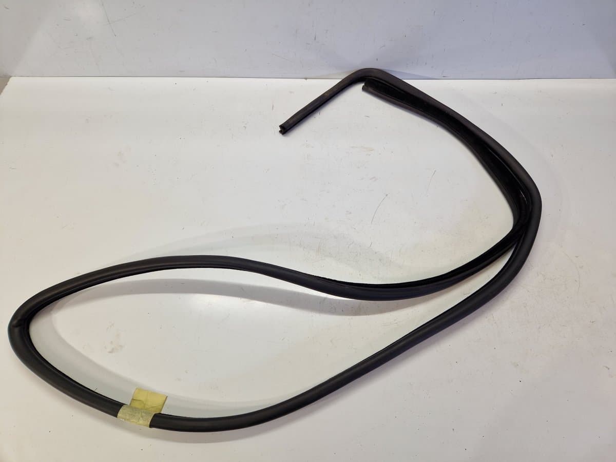 MASERATI 364502158 Door Weatherstrip Front Left MASERATI QUATTROPORTE II (03.94-)