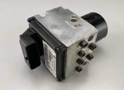 VW 3C0614095Q 16027202 16027002A J50R07U0F FQ53470870DEE 65335077 ABS hydraulic unit / pump VW PASSAT B6 (3C) (2005-2010) — thumbnail 1