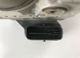 LEXUS ABS hydraulic unit / pump LEXUS IS II (XE20) (2005-2013) — thumbnail 3