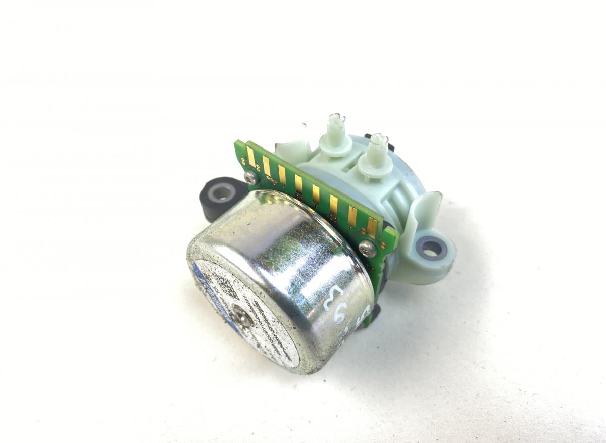 BMW 9373513013 AdBlue Pump BMW 5 (G30, G31) (2016-2024)