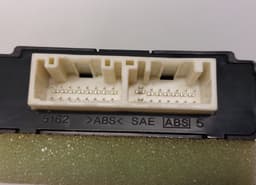 SUBARU 86131SJ000 623738-000 623738000 Body control module (BCM) SUBARU FORESTER (SK) (2018-2024) — thumbnail 3