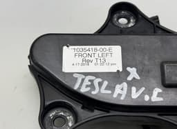 TESLA 103541800E Door Handle Exterior Front Left TESLA MODEL X (5YJX) (2013-) — thumbnail 4