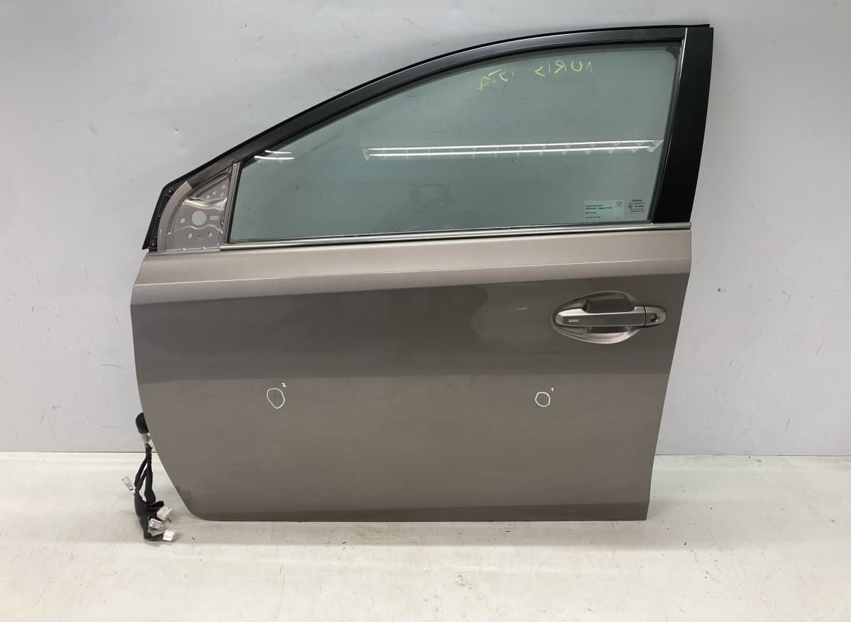 TOYOTA 6700202530 Door Front Left TOYOTA AURIS (E18) 2012-2018