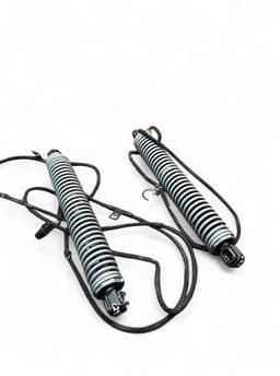 BMW 7207009 7207010 51247207010 51247207009 Bootlid / tailgate strut set BMW 5 (F10, F11) (2010-2017) — thumbnail 2
