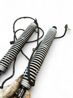BMW 7207009 7207010 51247207010 51247207009 Bootlid / tailgate strut set BMW 5 (F10, F11) (2010-2017) — thumbnail 5