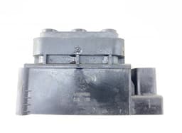 MERCEDES-BENZ A2123200358 Air suspension valve block MERCEDES-BENZ C-CLASS (W205) (2013-2021) — thumbnail 4