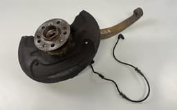 MERCEDES-BENZ A1643302220 A1643301420 Wheel bearing housing front right MERCEDES-BENZ ML-CLASS (W164) (2005-2011) — thumbnail 1