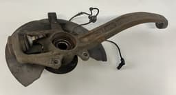 MERCEDES-BENZ A1643302220 A1643301420 Wheel bearing housing front right MERCEDES-BENZ ML-CLASS (W164) (2005-2011) — thumbnail 2