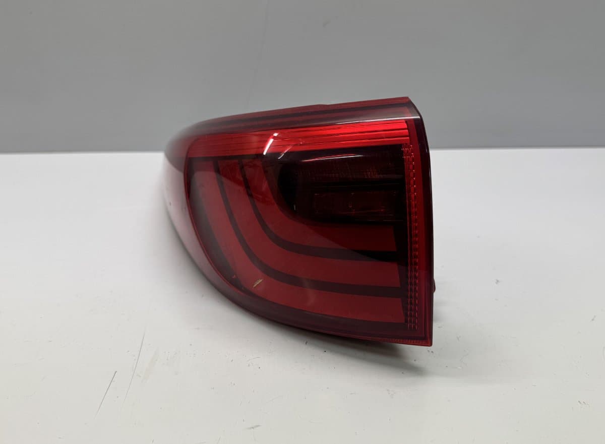 KIA 92401F1100 Tail light left KIA SPORTAGE IV (QL) (2015-2021)
