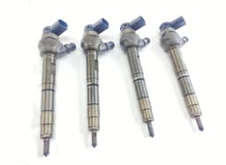 SKODA 0445110369 0445110368 0986435166 0445110646 0445110647 Fuel injector set SKODA OCTAVIA II (1Z) (2004-2013) — thumbnail 1