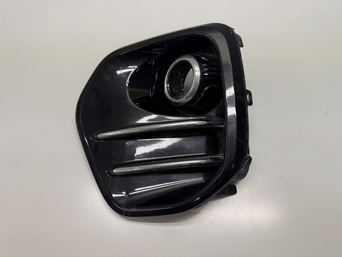 KIA 86521F1100 Front Bumper Grille Left KIA SPORTAGE IV (QL) (2015-2021)