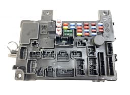MITSUBISHI 8637A867 Fuse box MITSUBISHI OUTLANDER III (GG, GF, ZJ, ZK, ZL) (2012-2021) — thumbnail 2