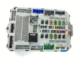 JAGUAR C2Z30497 Fuse box JAGUAR XF (X250, CC9) (2008-2015) — thumbnail 2