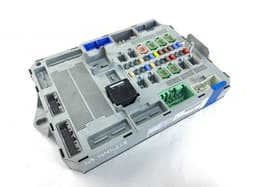 JAGUAR C2Z30497 Fuse box JAGUAR XF (X250, CC9) (2008-2015) — thumbnail 1
