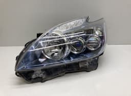TOYOTA 8118547261 8596747010 Headlight left TOYOTA PRIUS III (XW30) (2009-2015) — thumbnail 1