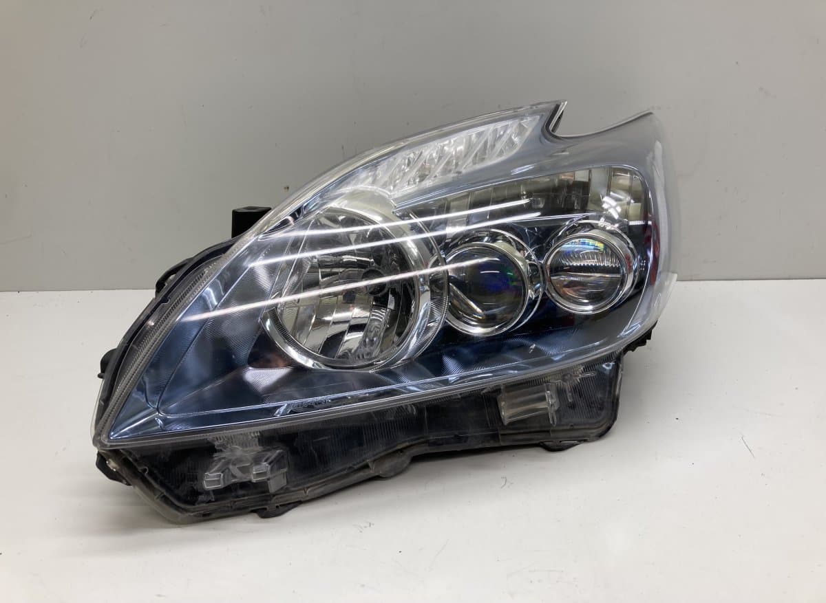 TOYOTA 8118547261 8596747010 Headlight left TOYOTA PRIUS III (XW30) (2009-2015)