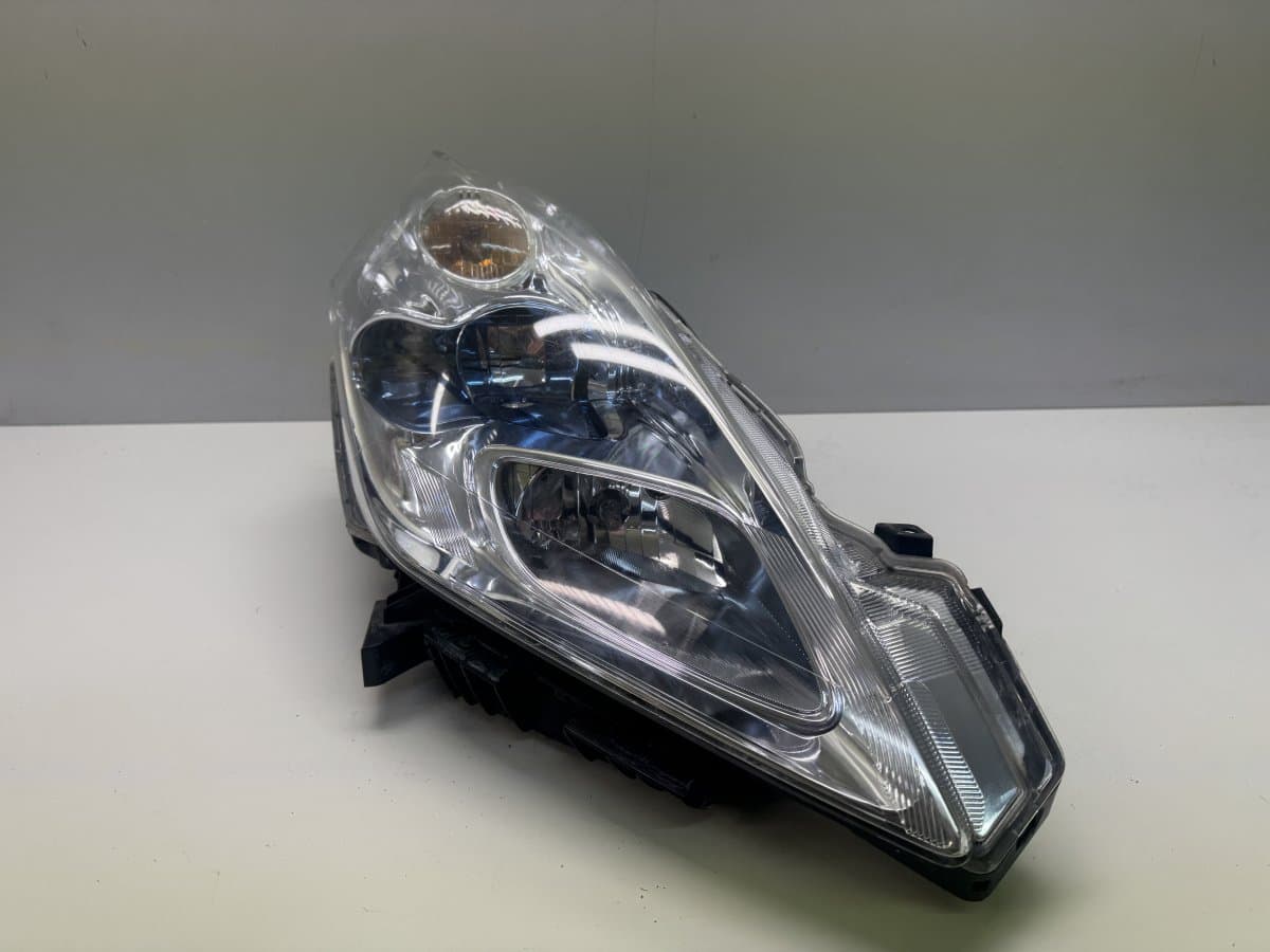 NISSAN 260253NL5A Headlight right NISSAN LEAF I (ZE0) (2010-2017)