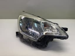 TOYOTA 8113052C80 Headlight right TOYOTA VERSO S / RACTIS II (XP120) (2010-2016) — thumbnail 1