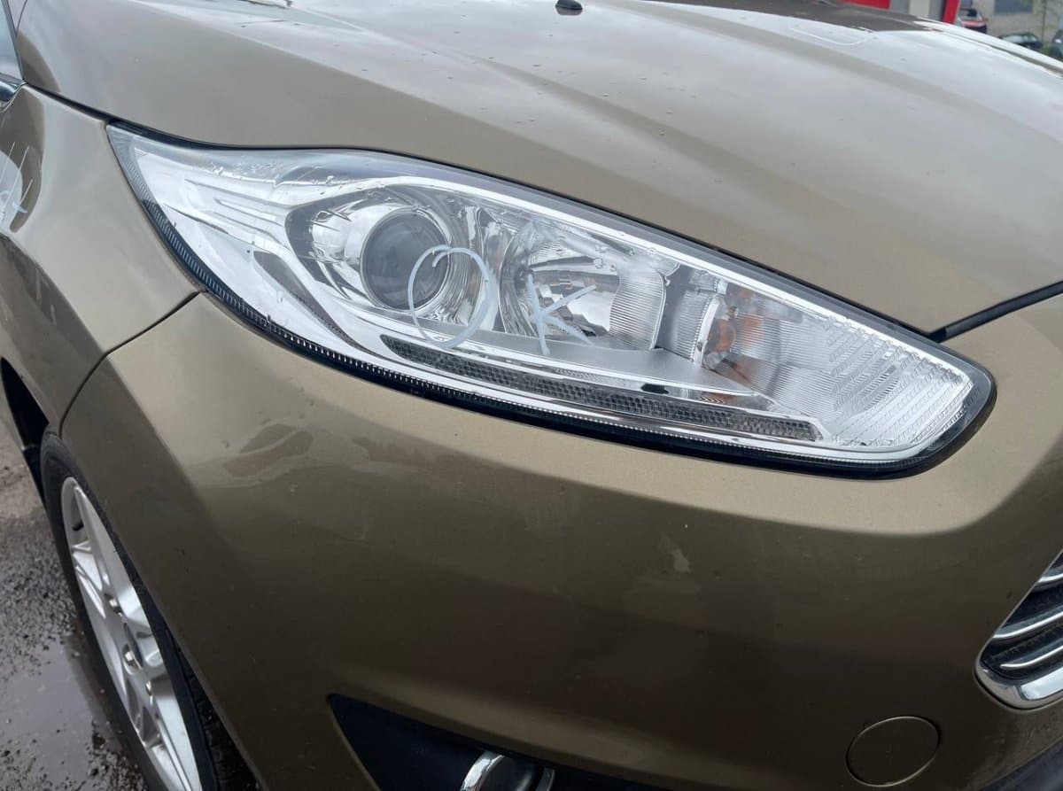 FORD Headlight right FORD FIESTA VI (2008-2017)