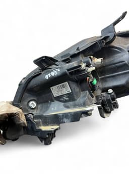 TOYOTA 8111002A40 Headlight right TOYOTA AURIS (E15) (2006-2012) — thumbnail 5
