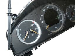 MERCEDES-BENZ Instrument Cluster MERCEDES-BENZ C-CLASS (W204) (2007-2013) — thumbnail 3
