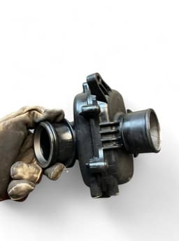 MERCEDES-BENZ A6421401387 6421401387 Air intake resonator box MERCEDES-BENZ VITO / VIANO (W639) (2003-2014) — thumbnail 3