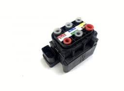 MERCEDES-BENZ A2123200358 Air suspension valve block MERCEDES-BENZ C-CLASS (W205) (2013-2021) — thumbnail 1