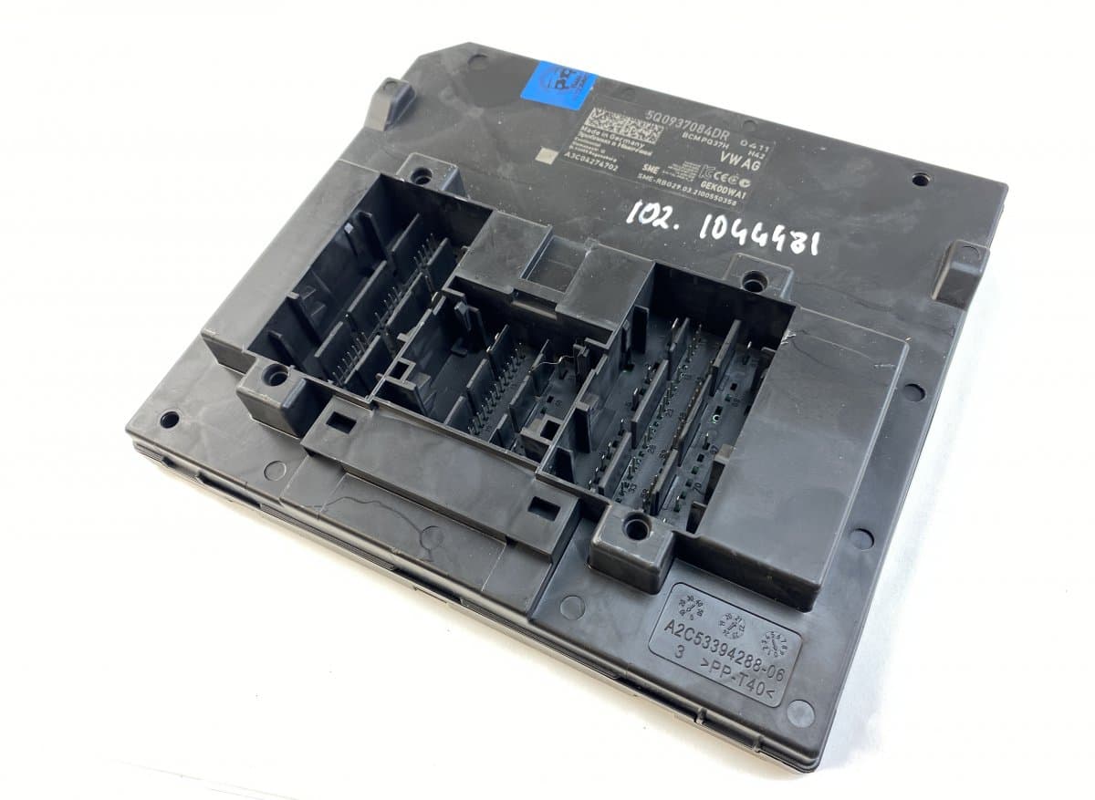 AUDI A3C04274702 Body control module (BCM) AUDI Q3 (F3B, F3N) (2018-)