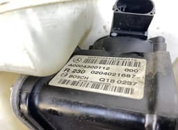MERCEDES-BENZ 0204021687 0204024105 0204251302 Brake Master Cylinder MERCEDES-BENZ SL-CLASS (R230) (2001-2012) — thumbnail 5