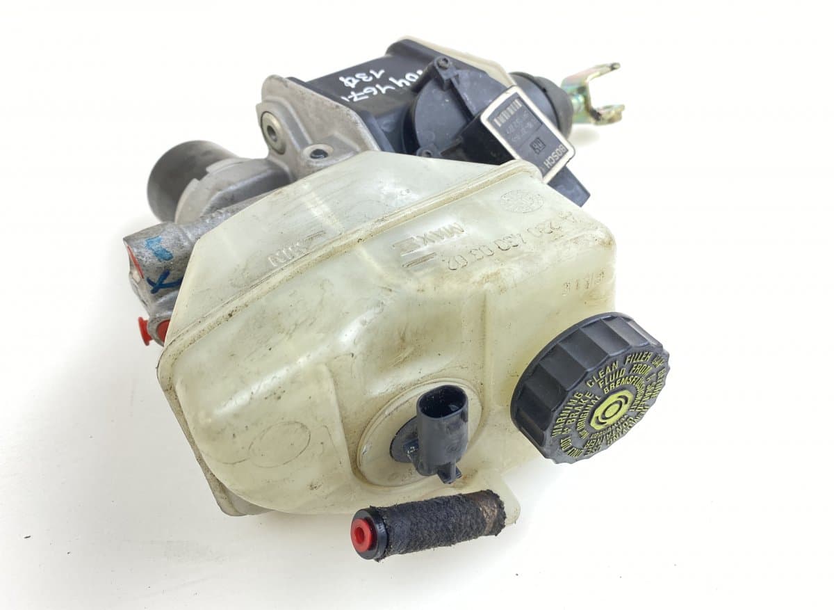 MERCEDES-BENZ 0204021687 0204024105 0204251302 Brake Master Cylinder MERCEDES-BENZ SL-CLASS (R230) (2001-2012)