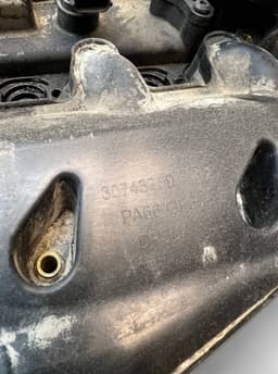 VOLVO 30743259 30743312 Cylinder head valve cover VOLVO V70 III (BW) (2007-2016) — thumbnail 8